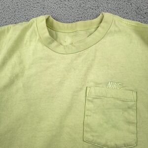 Nike Shirt Mens Small Green Pocket Tee Short Sleeve Cotton Athletic Casual